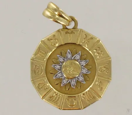 Timanttiriipus 10xn.0.01ct, korkeus 38mm, 750, paino 10,7g Paino: 10,7 g