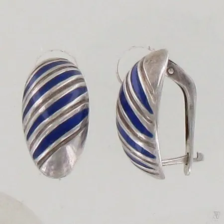 Korvakorut, korkeus 21mm, emaloitu, 875br, paino 7,6g Paino: 7,6 g