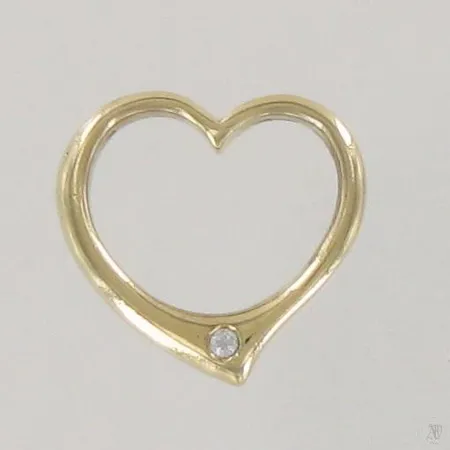 Sydänriipus kivellä, korkeus 15mm, 585br, paino 2,2g Paino: 2,2 g