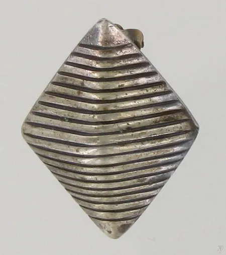 Metallinen korvakoru, halkaisija 20mm, Kalevala Koru.