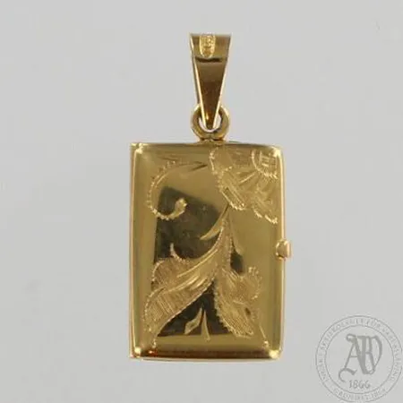 Medaljonki, korkeus 30mm, 585, paino 4,8g Paino: 4,8 g