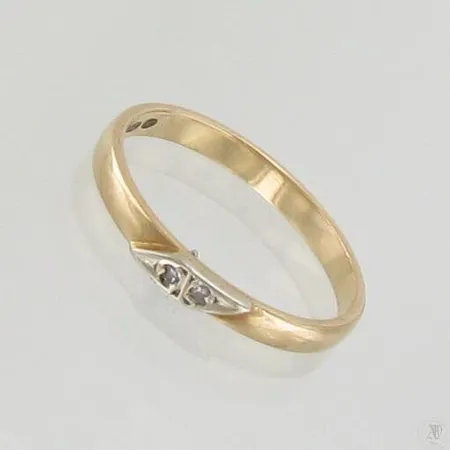 Timanttisormus 2xn.0.005ct, koko 16, 750 kelta- ja valkokulta, paino 1,5g Paino: 1,5 g
