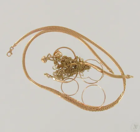 Viallisia koruja, 585, paino 19,1g Paino: 19,1 g