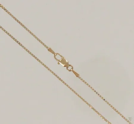 Venetsiakaulaketju, pituus 41,5cm, 585, paino 2,6g Paino: 2,6 g