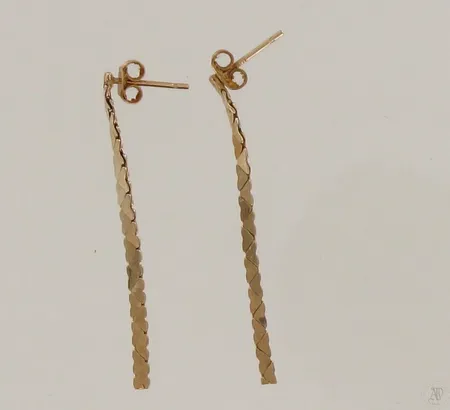Korvakorut, korkeus 36mm, 585, paino 0,9g Paino: 0,9 g