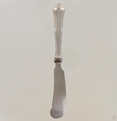 Voiveitsi, kaiverrettu, Chippendale, pituus 165mm, 830br, paino 32,6g Paino: 32,6 g
