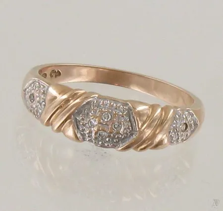 Timanttisormus 6xn.0.005ct, koko 17¼, 585, paino 2,3g Paino: 2,3 g