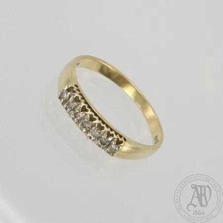 Timanttisormus 7xn.0.02ct, koko 17½, 585, paino 2,1g Paino: 2,1 g