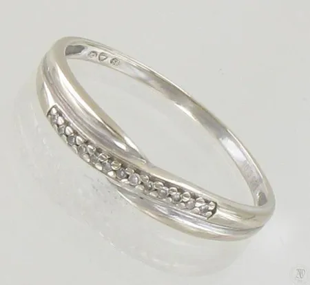 Timanttisormus 13xn.0.005ct, koko 18, 585 valkokulta, paino 1,4g Paino: 1,4 g