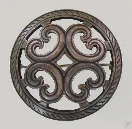 Rintakoru Kalevala Koru, Ø 45mm, metallia