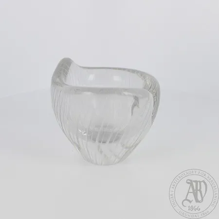 Taidelasi Iittala, Tapio Wirkkala, 3132, korkeus 65mm, vuodelta 1955