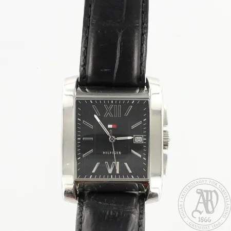 Teräsrannekello Tommy Hilfiger, quartz, taulun leveys 36mm, nahkarannekkeen pituus 240mm