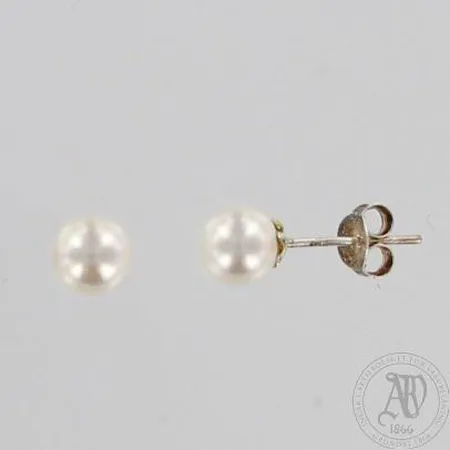 Helmikorvakorut, helmen Ø 5mm, 925br, paino 0,5g Paino: 0,5 g