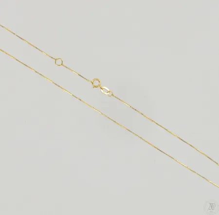 Venetsia-kaulaketju, pituus 36-37,5cm, 585, paino 0,8g Paino: 0,8 g