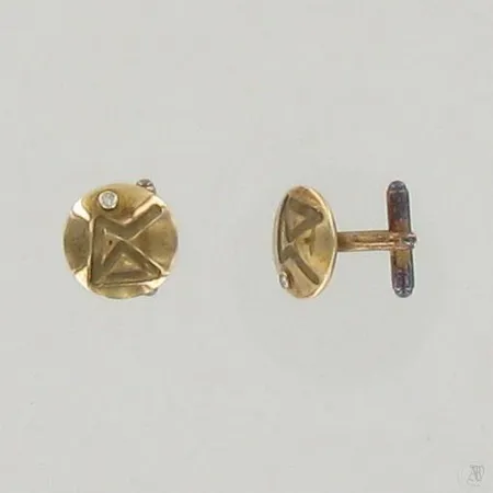 Kalvosinnapit timanteilla 2xn.0.01ct, kaiverrettu, Ø 15mm, 585, paino 7,3g Paino: 7,3 g