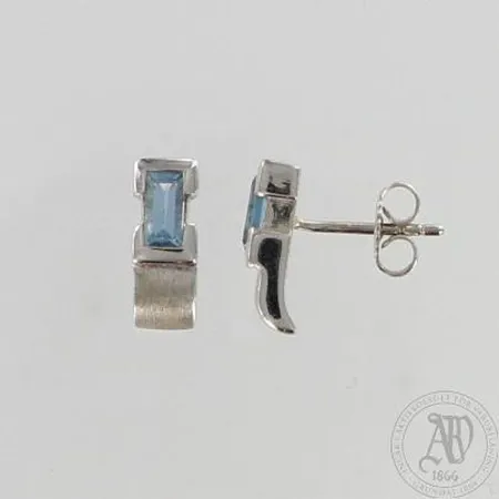 Kivikorvakorut, korkeus 12mm, 925br, paino 3,1g Paino: 3,1 g
