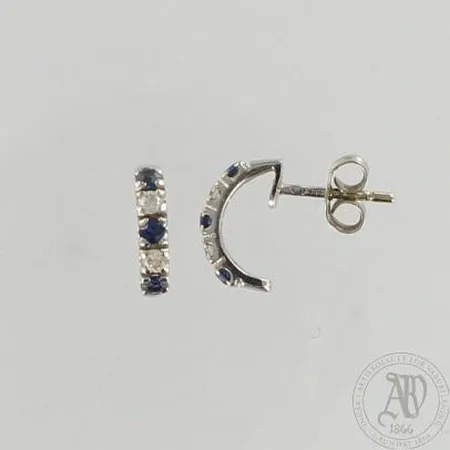 Sinisafiiri timanttikorvakorut 4xn.0.03ct, korkeus 10mm, 585br, paino 1,6g Paino: 1,6 g
