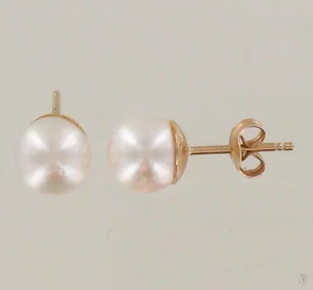 Helmikorvakorut, helmen Ø 7mm, 585br, paino 1,6g Paino: 1,6 g