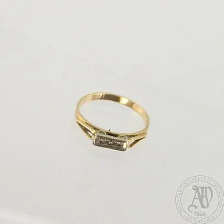 Timanttisormus 3xn.0.005ct, koko 13¼, 585, paino 0,9g