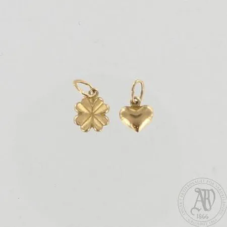 Kaksi riipusta, korkeus 12mm, 585, paino 0,5g