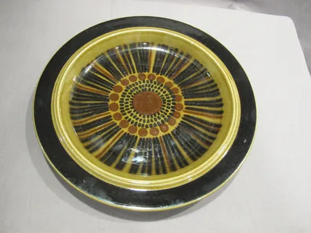 Lautanen, Arabia Kosmos, Ø 260mm Lähetetään postipakettina.