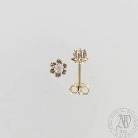 Timanttikorvanapit 2xn.0.08ct, 750, paino 1,2g