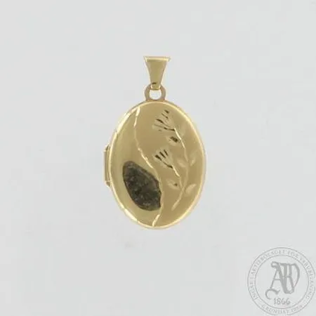 Medaljonki, korkeus 28mm, 585, paino 2,1g