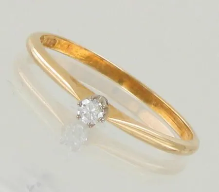 Timanttisormus 1xn.0.07ct, koko 17½, 750, paino 1,4g