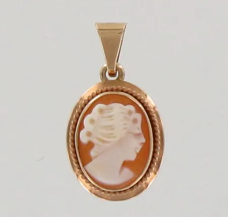 Camee-riipus, korkeus 22mm, 585br, paino 1,2g
