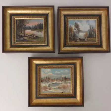 Kolme öljyvärimaalausta, signeeraus Saarikoski, mitat 11x14cm 
