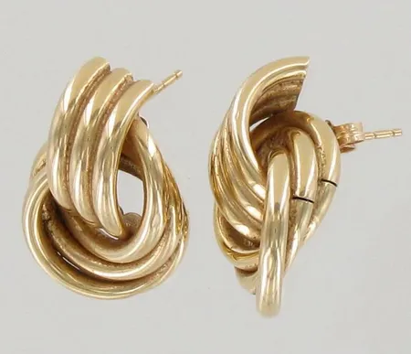 Korvakorut, korkeus 22mm, 585, paino 6,0g