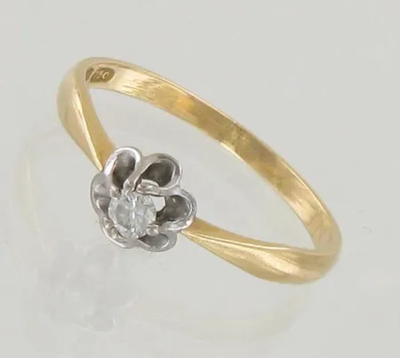 Timanttisormus 1xn.0.09ct, istutuksen kynnet vääntyneet, koko 17¼, 750 kelta- ja valkokulta, paino 1,8g