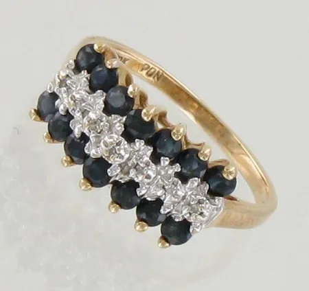 Sinisafiirisormus timanteilla 7xn.0.005ct, koko 17½, 417br, paino 2,5g