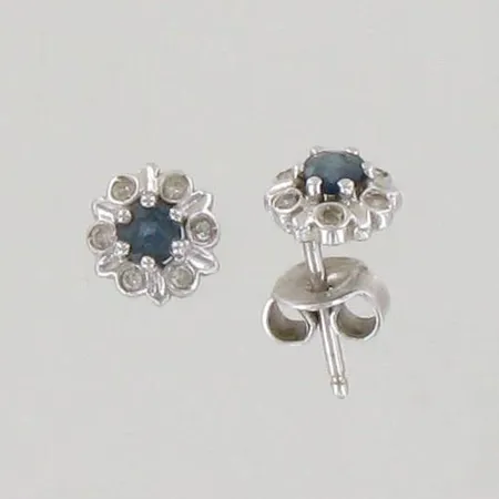Sinisafiirikorvakorut timanteilla 12xn.0.005ct, Ø 7mm, 585br valkokulta, paino 1,3g