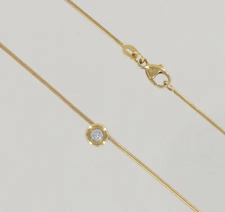 Kaulaketju timanttiriipuksella 1xn.0.10ct, ketjun pituus 42cm, riipuksen Ø 5mm, 585, paino 4,1g