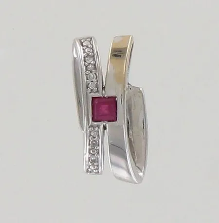 Kiviriipus timanteilla 4xn.0.005ct, korkeus 18mm, 750br valkokulta, paino 2,2g