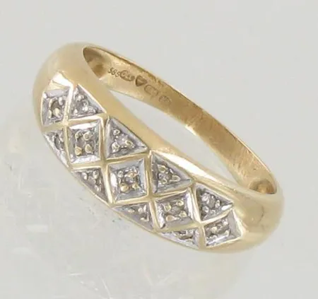 Timanttisormus 13xn.0.005ct, koko 16½, 585 kelta- ja valkokulta, paino 2,6g