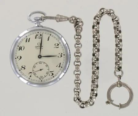 Taskukello Omega Geneve, kaiverrettu, mekaaninen, naarmuuntunut takakansi, kellonperät, metallia