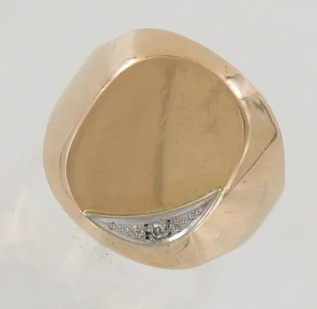 Kantasormus timantilla 1xn.0.01ct, koko 18½, 585, paino 5,2g