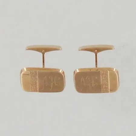 Kalvosinnapit, kaiverretut, koko 13x18mm, 585br, paino 4,0g