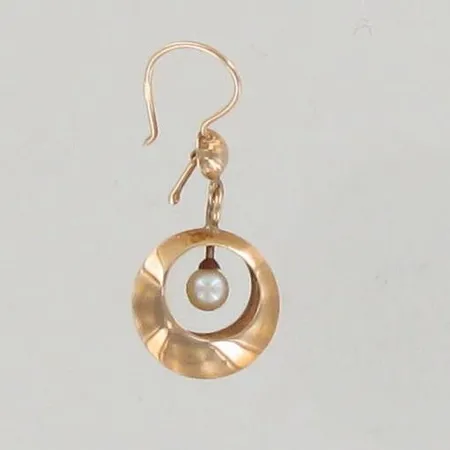 Helmikorvakoru, korkeus 33mm, 585br, paino 1,3g