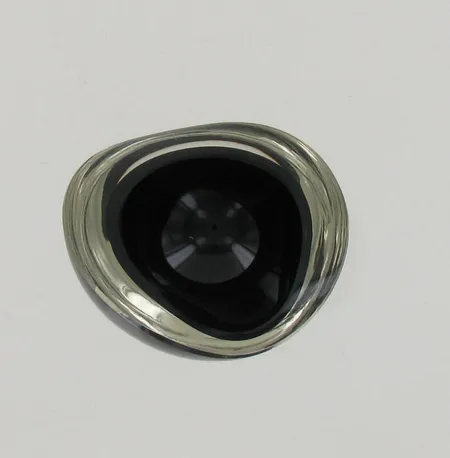 Malja, Ø 65, korkeus 28mm, KF211 Kastanja, signeeraus K. Franck Nuutajärvi -62 