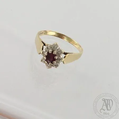Kivisormus timanteilla 8xn.0.005ct, koko 19, 585br, paino 3,0g