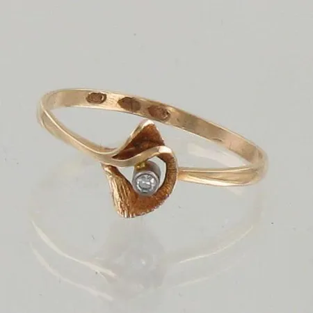 Kivisormus, koko 16¾, 585br, paino 0,8g