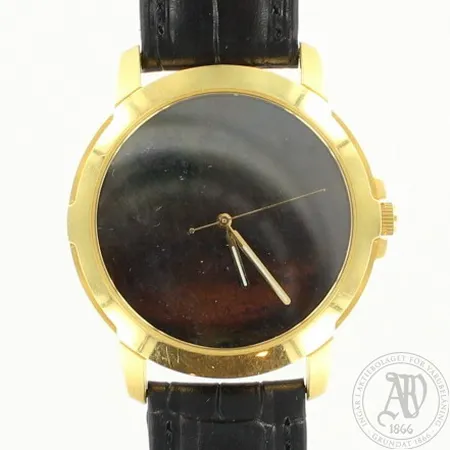 Teräsrannekello Candino, Spectrolite, C4325, quartz, kaiverrettu, taulun Ø 40mm, nahkarannekkeella