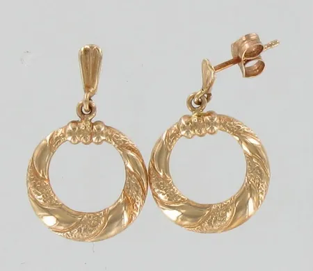 Korvakorut, korkeus 22mm, 585, paino 1,0g