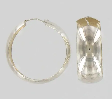 Korvarenkaat, Ø 28mm, leveys 11mm, 830, paino 6,6g
