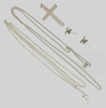 Viallisia koruja, 925, paino 7,9g