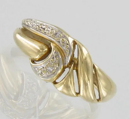Timanttisormus 2xn.0.005ct, koko 17, 585 kelta- ja valkokulta, paino 2,2g