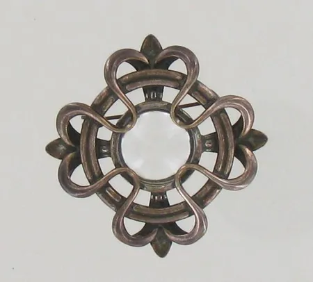 Kivirintakoru Kalevala Koru, Ø 46mm, 925br, paino 19,1g